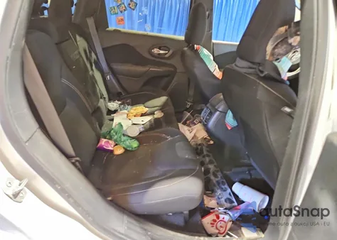 2015 Jeep Cherokee Latitude из США, поврежденный, VIN 1C4PJMCB2FW694129